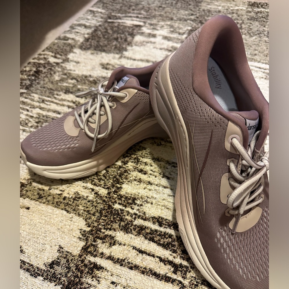 Like New Dansko Sneakers